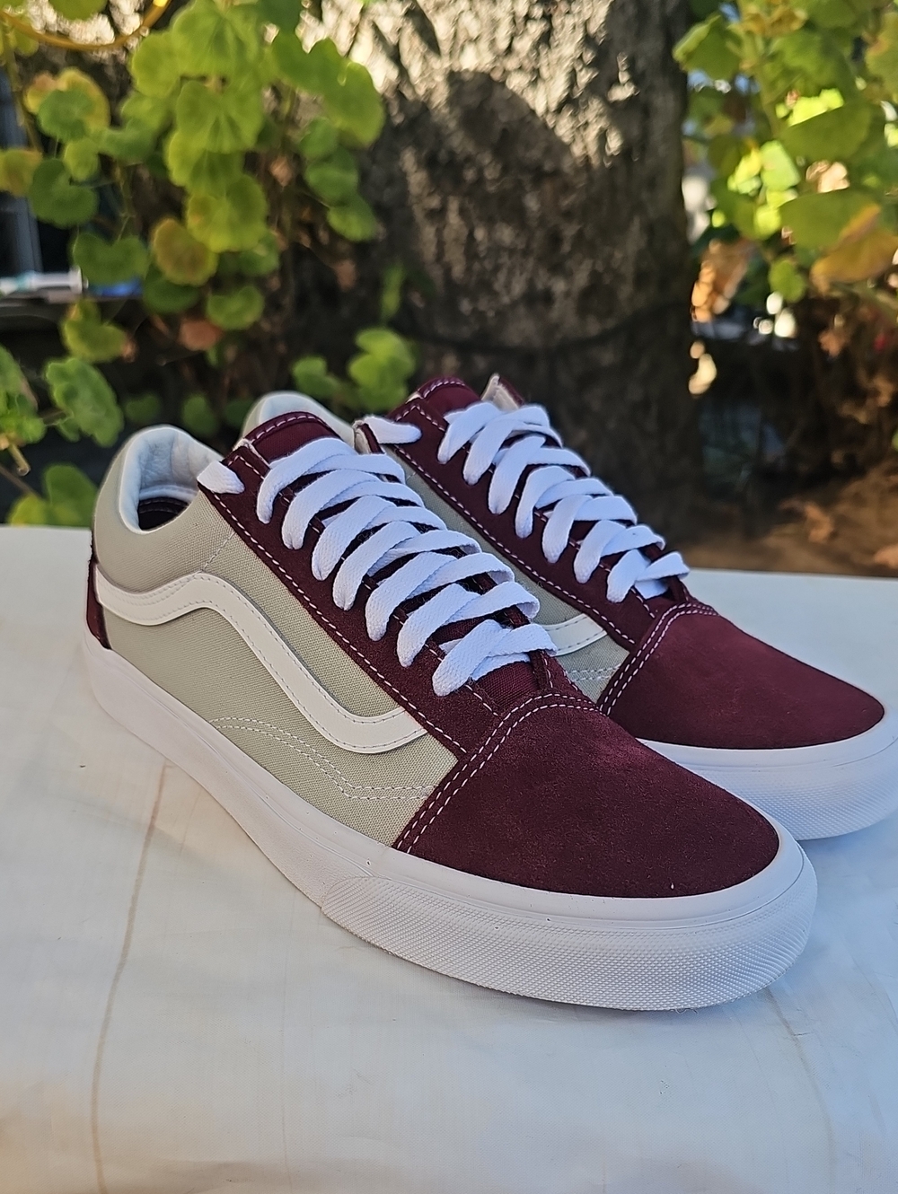 Vans Old Skool Sneakers in Burgundy and Beige with White Stripe